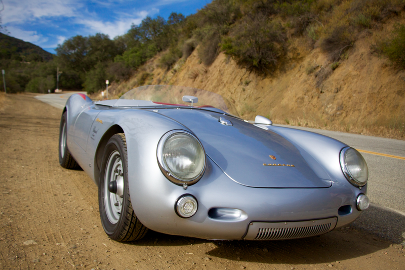 Gorgeous 550 Spyder replica at The Snake.